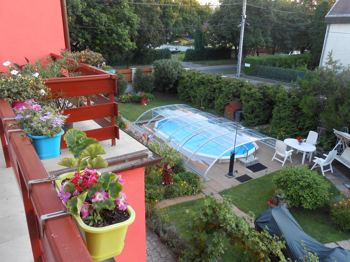 Guest house Aranyeso Vendeghaz Csorbai 2*